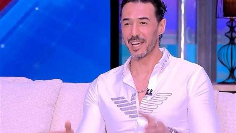 الشمس تفرح.. كلام مؤثر من أحمد هارون عن والدته المتوفاة