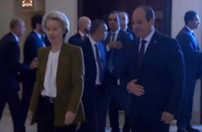 الرئيس السيسي يصل مقر انعقاد مؤتمر الاستثمار المصري ـ الأوروبي المشترك