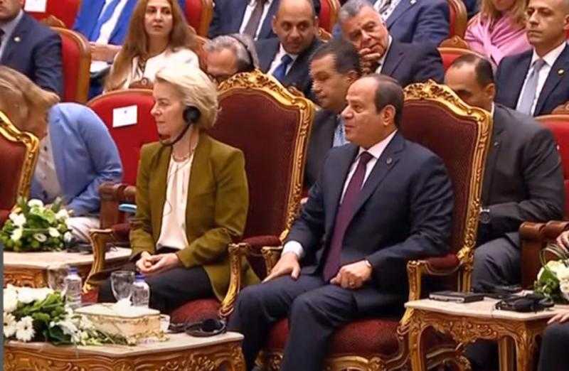 الرئيس السيسي يشاهد فيلمًا تسجيليًا حول الفرص الاستثمارية للدولة المصرية وقدراتها التنافسية