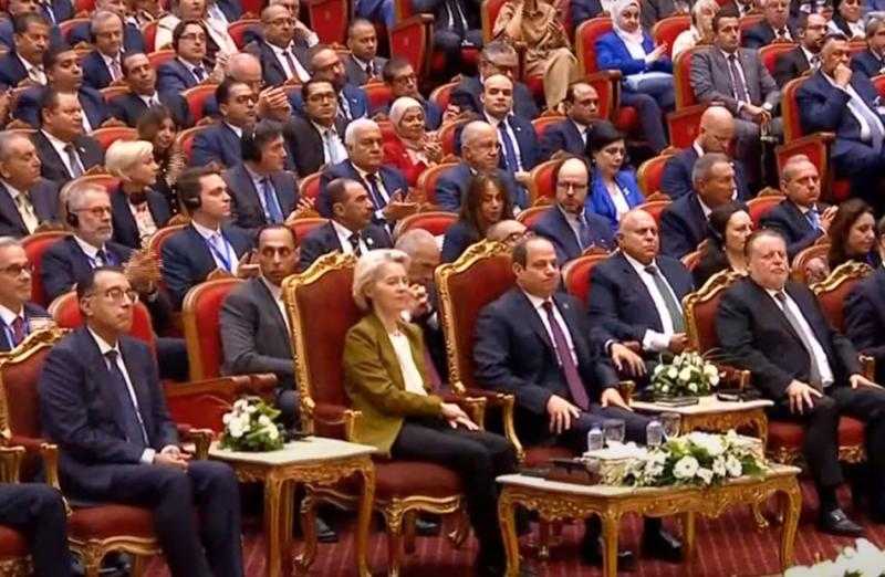الرئيس السيسي ورئيسة المفوضية الأوروبية يشهدان جلسة ”الإصلاح الاقتصادي لخلق بيئة جاذبة للاستثمار بمصر”