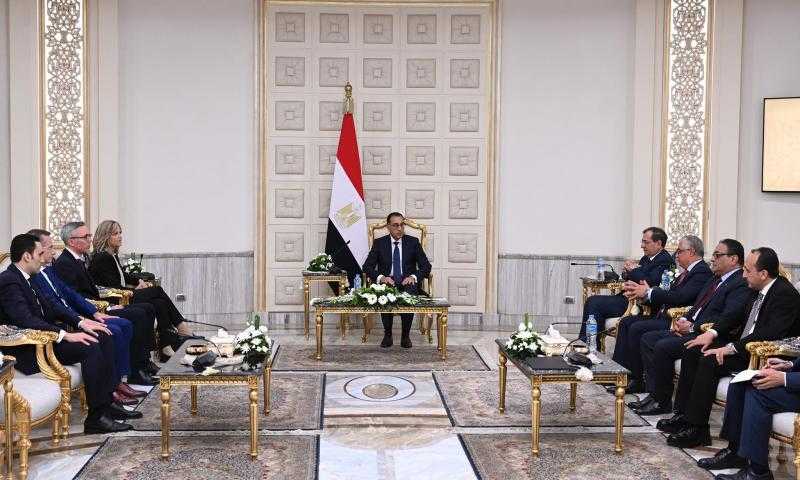 رئيس الوزراء يُثمن توقيع أول عقد مُلزم لشراء الأمونيا الخضراء من مصر