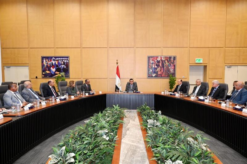 وزير الإسكان: توجيهات من الرئيس بسرعة إنجاز مشروعات «حياة كريمة» وتطوير «التجلي الأعظم»
