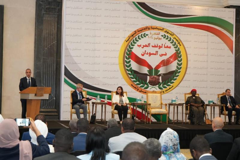وزير الخارجية يحذر من مجاعة وشيكة في السودان