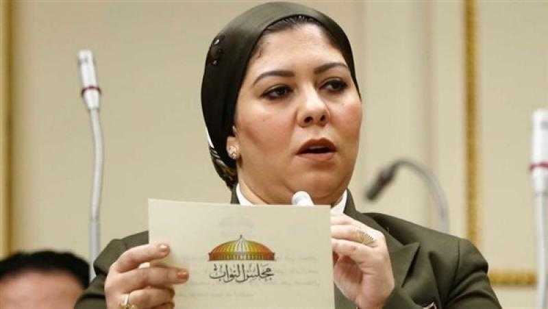 برلمانية تطالب الحكومة الجديدة بتوطين صناعة الدواء والمستلزمات الطبية