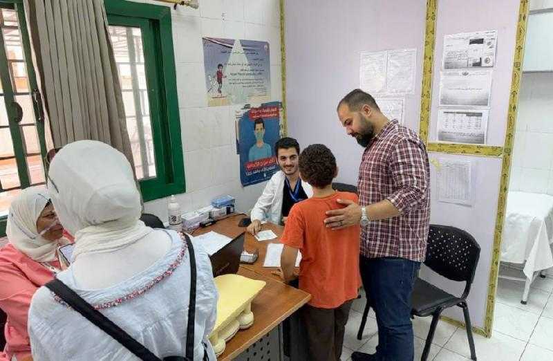 مدير إدارة الرعاية الأساسية بصحة البحر الأحمر يتفقد الوحدات الصحية بالغردقة