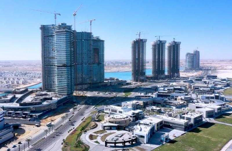 الإسكان: تسليم 1238 وحدة بالأبراج الشاطئية والحي اللاتيني ومزارين بالعلمين الجديدة