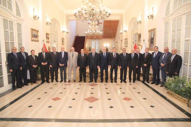 رئيس مجلس الدولة يستقبل رئيس مجلس القضاء الأعلى والنائب العام لتقديم التهنئة