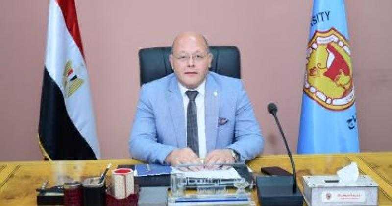 جامعة سوهاج تخفض رسوم برنامج بكالوريوس العلوم المصرفية