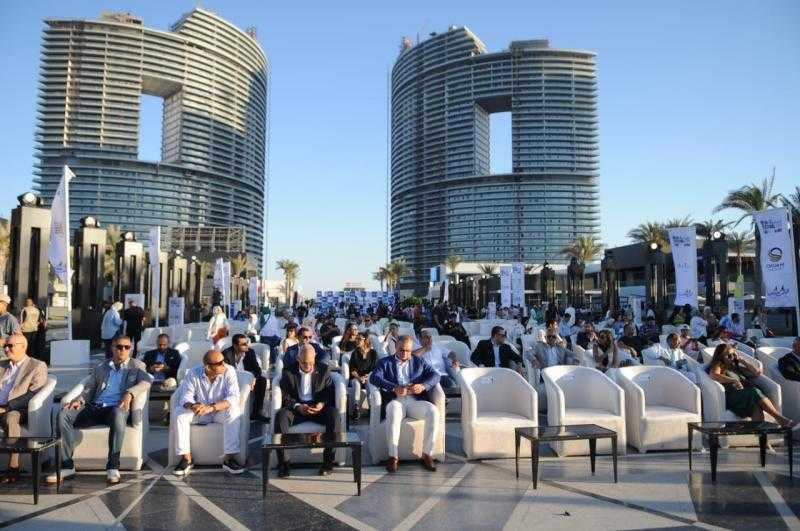 ناقد فني: مهرجان العلمين يضم قامات كبيرة خلال الحفلات