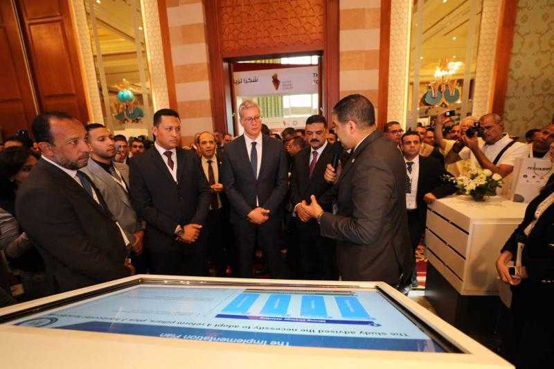 وزير البترول يفتتح المعرض المصاحب لمنتدى مصر للتعدين