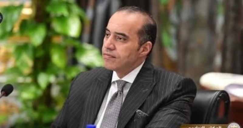 وزير الشئون النيابية يهنئ شيخ الأزهر الشريف بمناسبة ذكرى عاشوراء