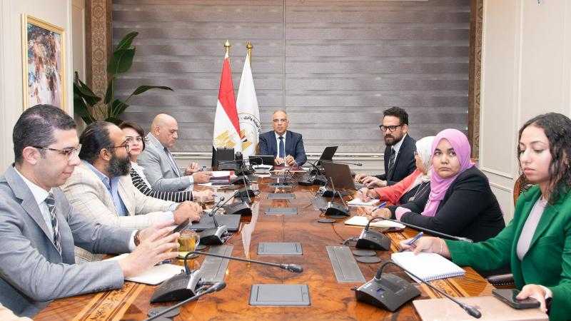 وزير الرى: الاستفادة من التقنيات الحديثة للتصوير الجوى لمتابعة منظومة الموارد المائية