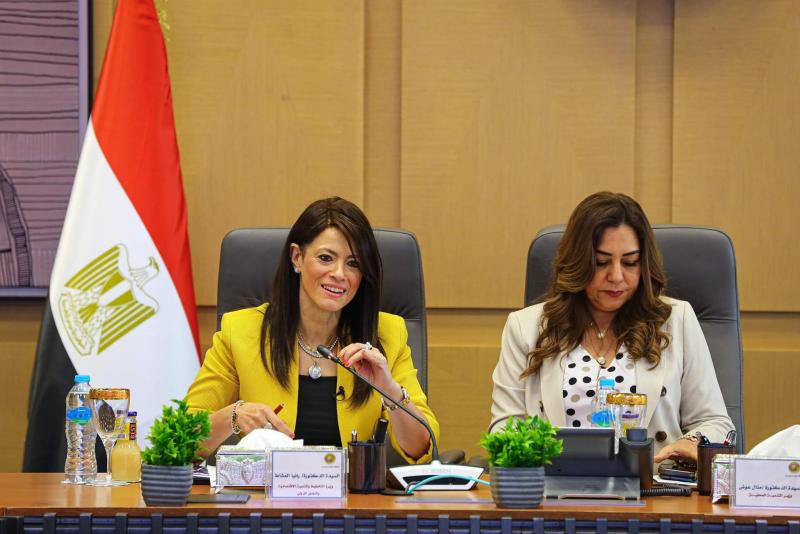 في لقاء موسع مع المحافظين.. «المشاط» تعرض المشروعات الممولة من الشركاء الدوليين لتعزيز التنمية الاقتصادية بالمحافظات