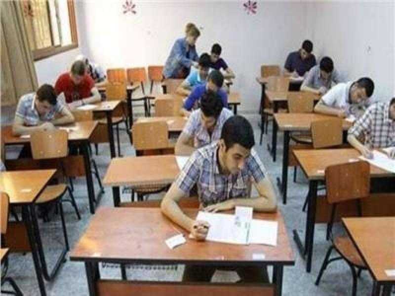 ائتلاف أولياء أمور مصر : ” أخطاء وغش ” في امتحانات الثانوية العامة
