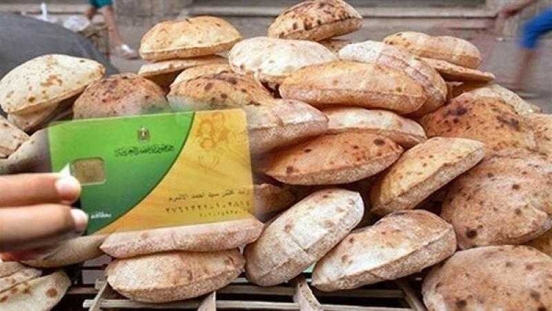 خبير اقتصادي: استمرار رغيف الخبز للمواطن بـ5 قروش أمر غير منطقي