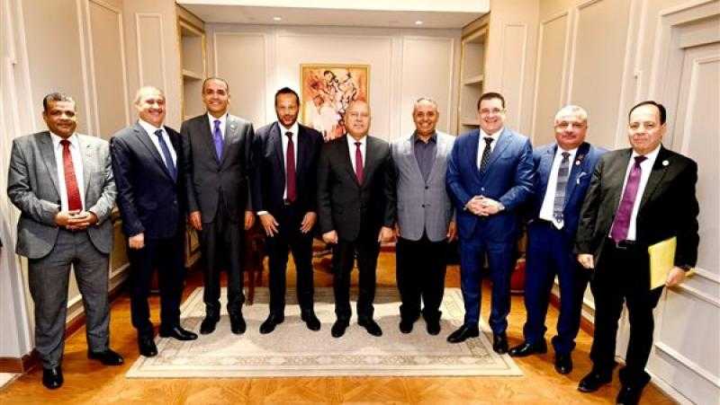 كامل الوزير: خطة شاملة ترتكز على 7 محاور للنهوض بقطاع الصناعة