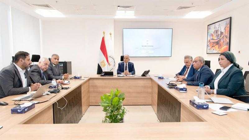 وزير الري يبحث عددا من مجالات التعاون مع معهد «دلتارس» الهولندي