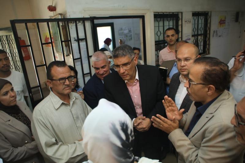 محافظ الجيزة يكلف بمد ساعات العمل بالوحدة الصحية فى أبو رواش بالفترة المسائية