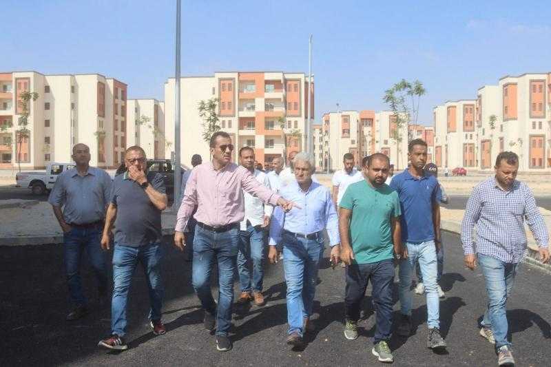 ”الإسكان”: جولات تفقدية لمسئولي الوزارة وأجهزة المدن لدفع العمل بمشروعات ”سكن لكل المصريين”