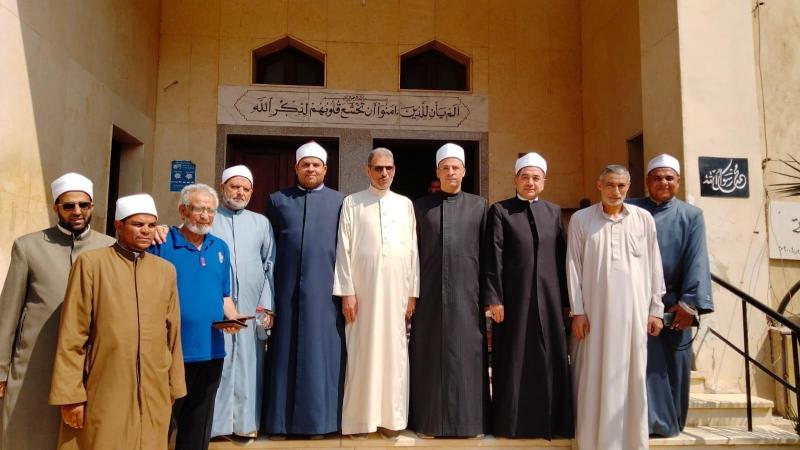 وزير الأوقاف يكلف رئيس القطاع الديني بحملة مفاجئة على مساجد العبور