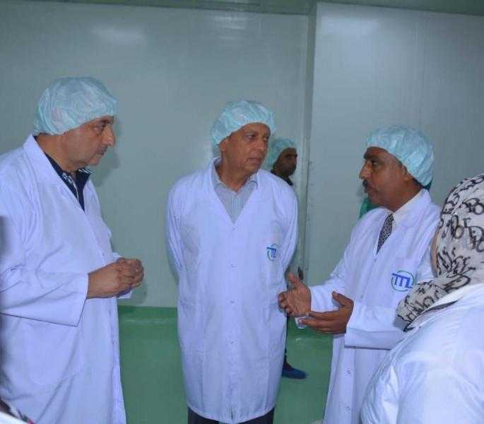 وزير قطاع الأعمال العام يتفقد مصانع شركتى العربية وممفيس للأدوية.. صور