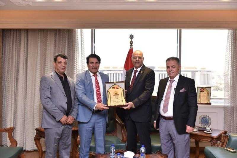 وزير العمل: حريصون على التواصل مع ممثلي العمال العرب في كل القطاعات