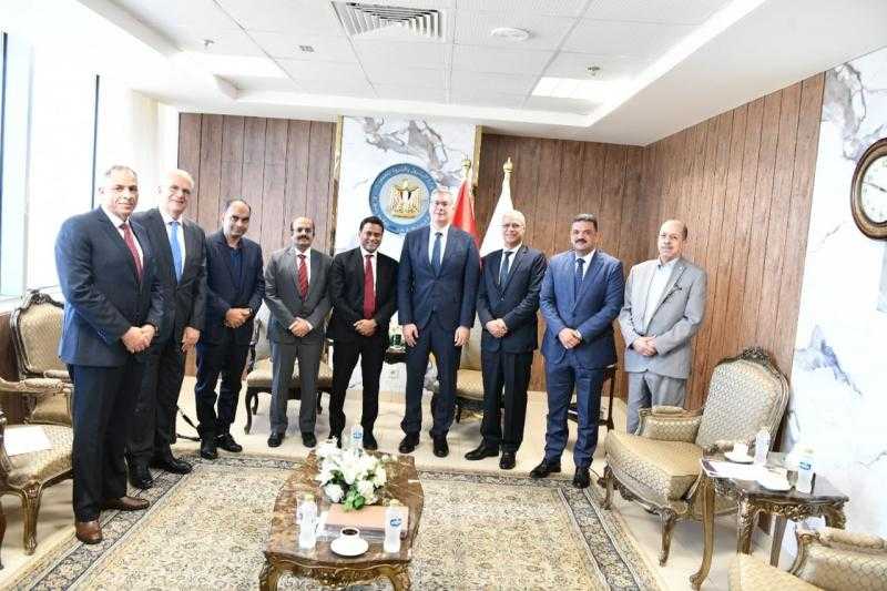 وزير البترول يبحث مستجدات تنفيذ إنشاء مصنع الأسمدة الفوسفاتية بالعين السخنة