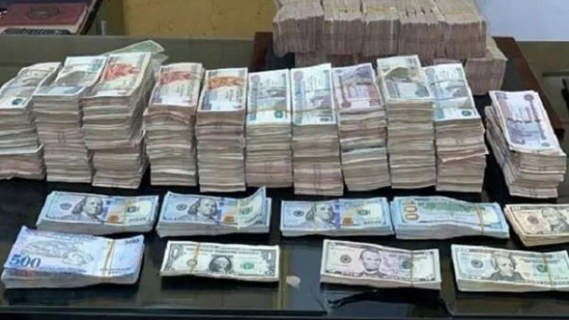 بينهم أجنبيان وسيدة.. سقوط تشكيل عصابي للاتجار في النقد والتحويلات المالية غير المشروعة