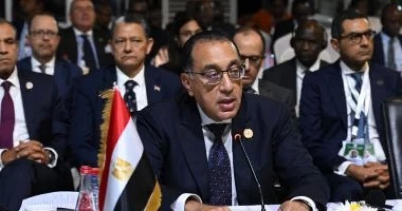 رئيس الوزراء: زيادة نسبة الفاقد فى شبكة الكهرباء بسبب السرقات
