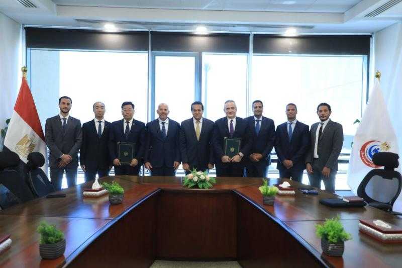 وزير الصحة يشهد توقيع مذكرة تفاهم بين هيئة المستشفيات والمعاهد التعليمية وشركة cscec الصينية
