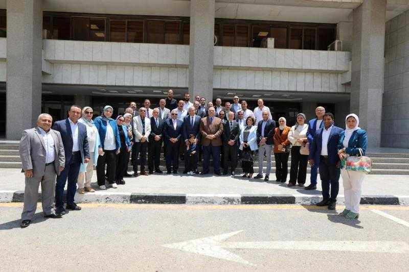 سامح الحفنى: لا صحة لبيع المطارات.. وأنا وزيرًا للطيران المدنى وليس وزيرًا لمصر للطيران