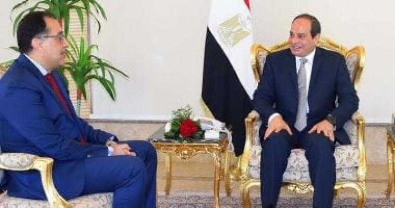 الرئيس السيسى يتابع مع رئيس الوزراء عددا من الملفات الاقتصادية والخدمية