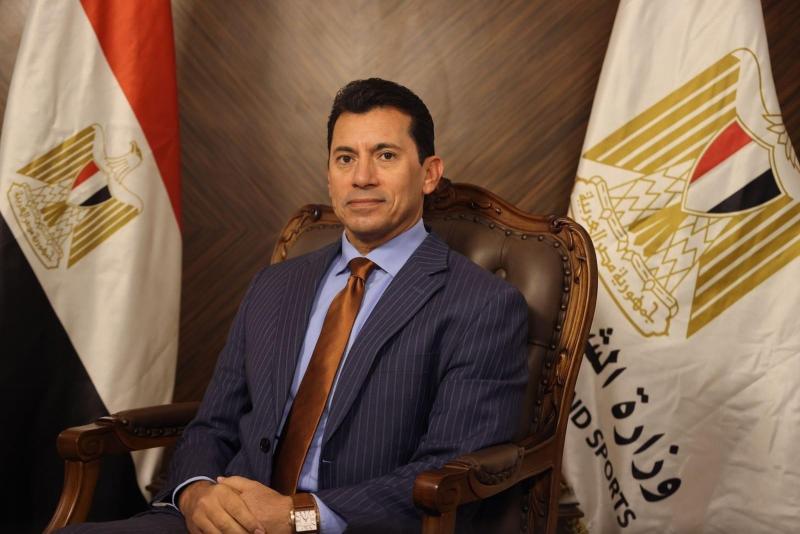 عبر الفيديو كونفرانس.. وزير الشباب والرياضة يؤازر اللاعبين البارالمبيين المؤهلين إلى باريس ٢٠٢٤