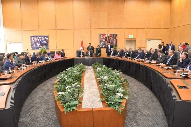 وزير الإسكان: نحرص على التواصل المستمر مع أعضاء البرلمان لتحقيق مصلحة المواطنين