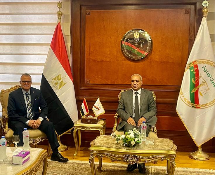 مساعد وزير العدل لشؤون الشهر العقاري والتوثيق يستقبل رئيس هيئة النيابة الإدارية لتقديم التهنئة