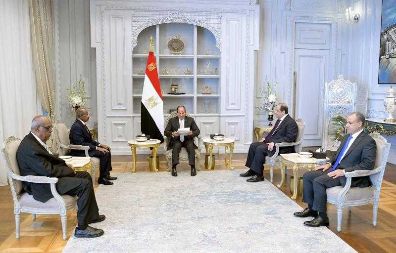الرئيس السيسي يستقبل وزير الخارجية الإريتري.. ويناقشان التهديدات بالقرن الأفريقى والبحر الأحمر
