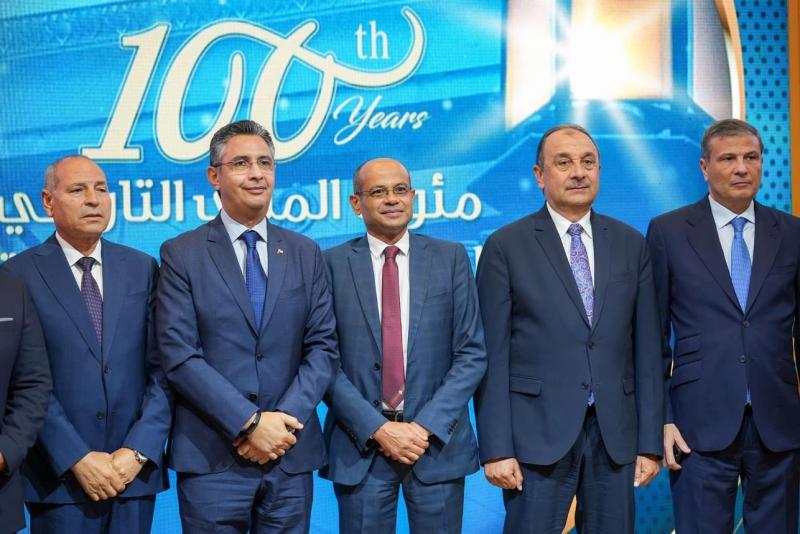 وزير الزراعة يشارك في احتفالية مئوية البورصة المصرية.. تجذب الاستثمارات الزراعية