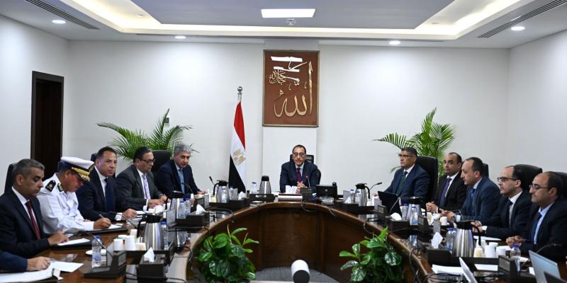 رئيس الوزراء يتابع الموقف التنفيذي لأعمال تطوير مدخل منطقة الأهرامات ومحيطها