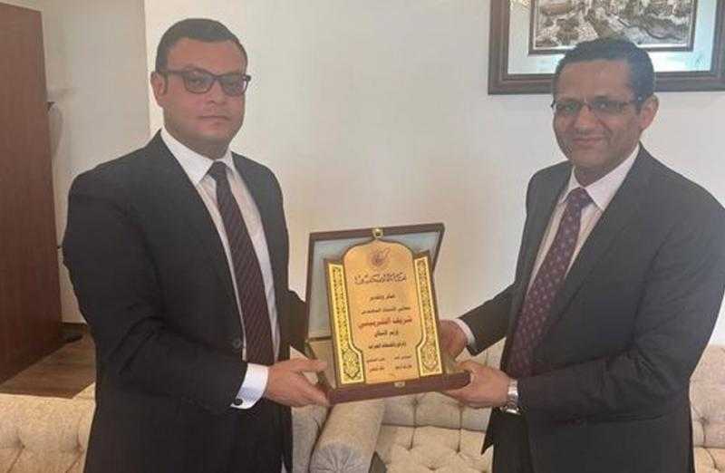 وزير الإسكان يستقبل «البلشي» للتهنئة بتوليه حقيبة الإسكان وبحث مطالب الصحفيين