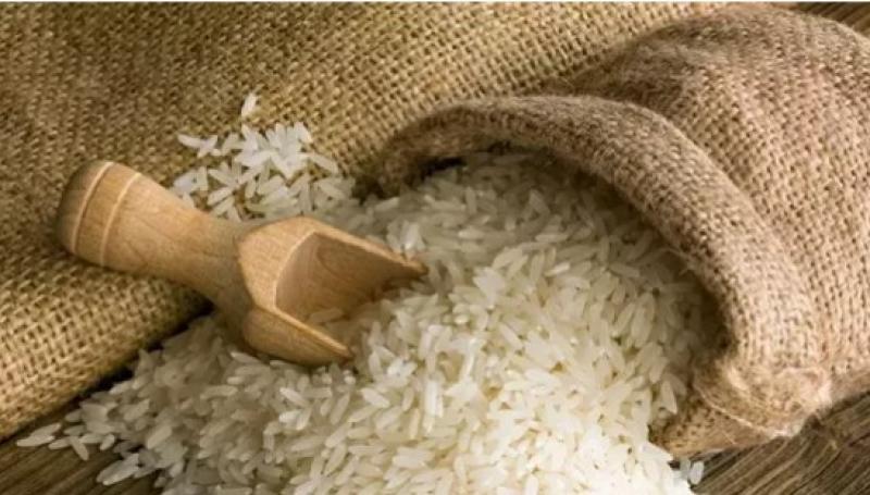 سر انخفاض أسعار الأرز بالأسواق.. رئيس الشعبة يوضح