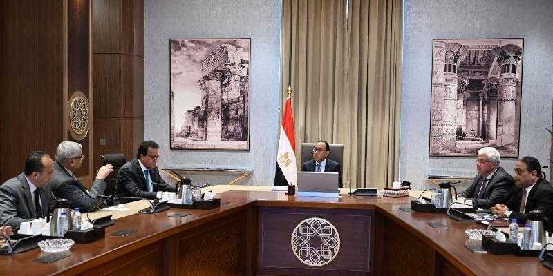 تشغيل المرحلة الأولى قريبًا.. مدبولي يتابع موقف تنفيذ مستشفى الأورام الجديد بالشيخ زايد 500500| صور