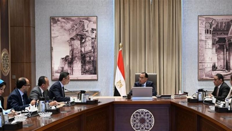 الحكومة: احتياطي أرصدة السلع آمن.. ومقترحات لتحقيق المزيد من ضبط الأسواق