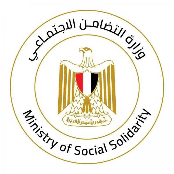 وزيرة التضامن الاجتماعي تتابع تداعيات حريق مول تجاري بالجمالية محافظة القاهرة