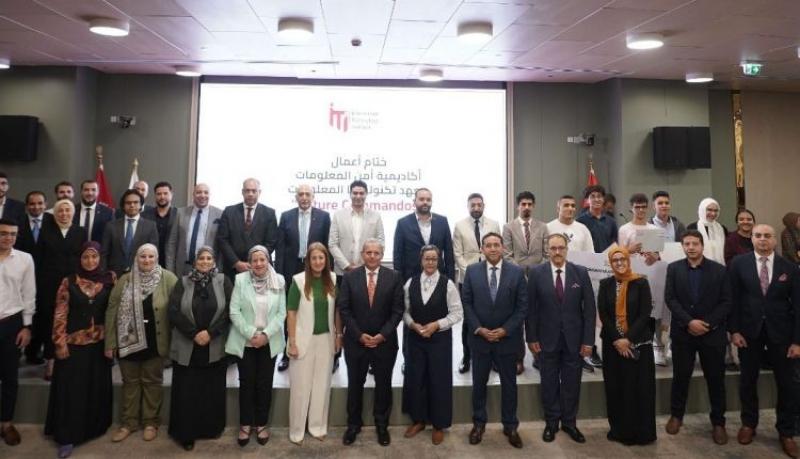 البنك الأهلي المصري يرعى أول غرفة تفاعلية دائمة للتوعية بالأمن السيبراني داخل مبنى معهد تكنولوجيا المعلومات