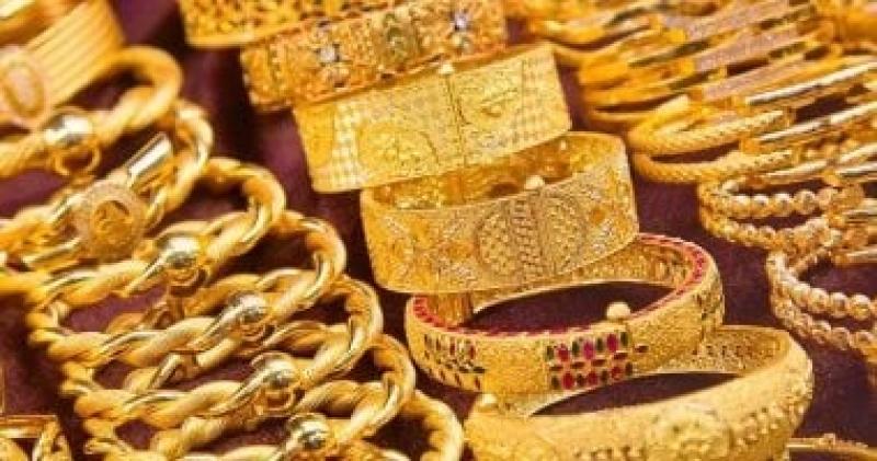ارتفاع الذهب العالمي فوق 2500 دولار بعد تصريحات رئيس البنك الفيدرالى الأمريكى