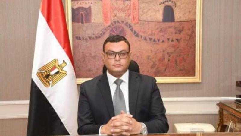 وزير الإسكان يتابع سير العمل بمشروعات «العلمين الجديدة» و«رأس الحكمة الجديدة» و«غرب الضبعة»