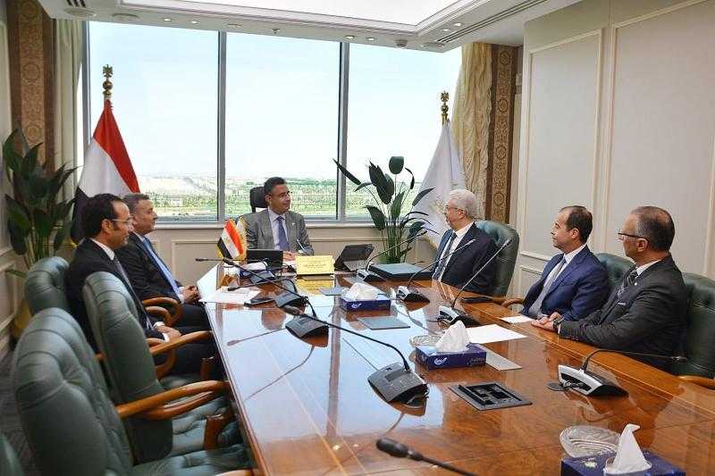 وزير التموين يجتمع برئيس الشعبة العامة للذهب ورئيس البورصة