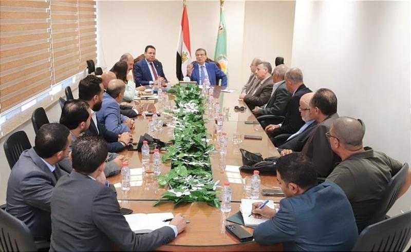 وزير الزراعة يبحث دعم وتطوير صناعة تقاوي المحاصيل الزراعية والخضر لزيادة الانتاجية