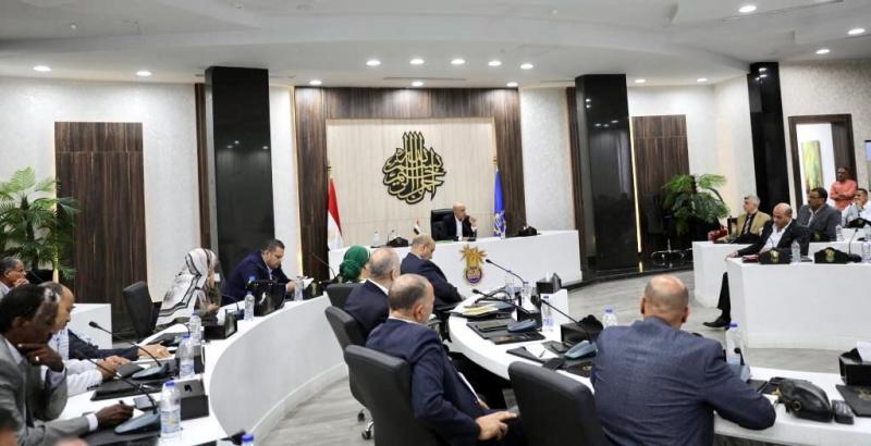 وزير التعليم يشدد على تفعيل أعمال السنة.. ويؤكد: هيكلة المرحلة الثانوية تهدف لتدريس المناهج الأساسية