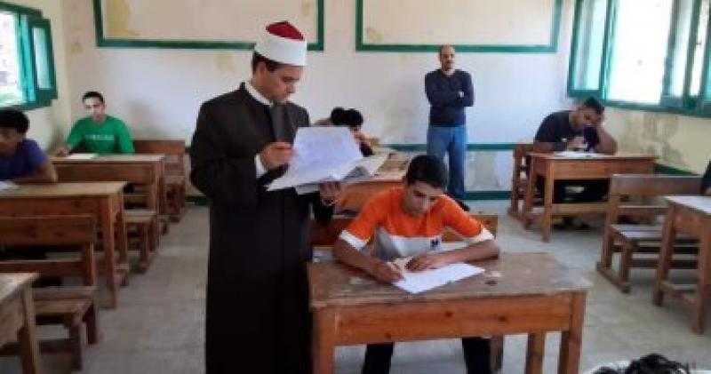 اليوم ختام امتحانات الدور الثانى للثانوية الأزهرية بمادتى الفيزياء والتاريخ